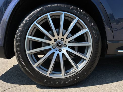 Used 2024 Mercedes-Benz GLS 580 4MATIC image 59