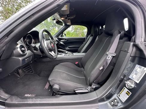 Used 2017 FIAT 124 Spider Classica RWD image 24