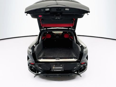 Used 2025 Aston Martin DBX 707 AWD/4WD image 29
