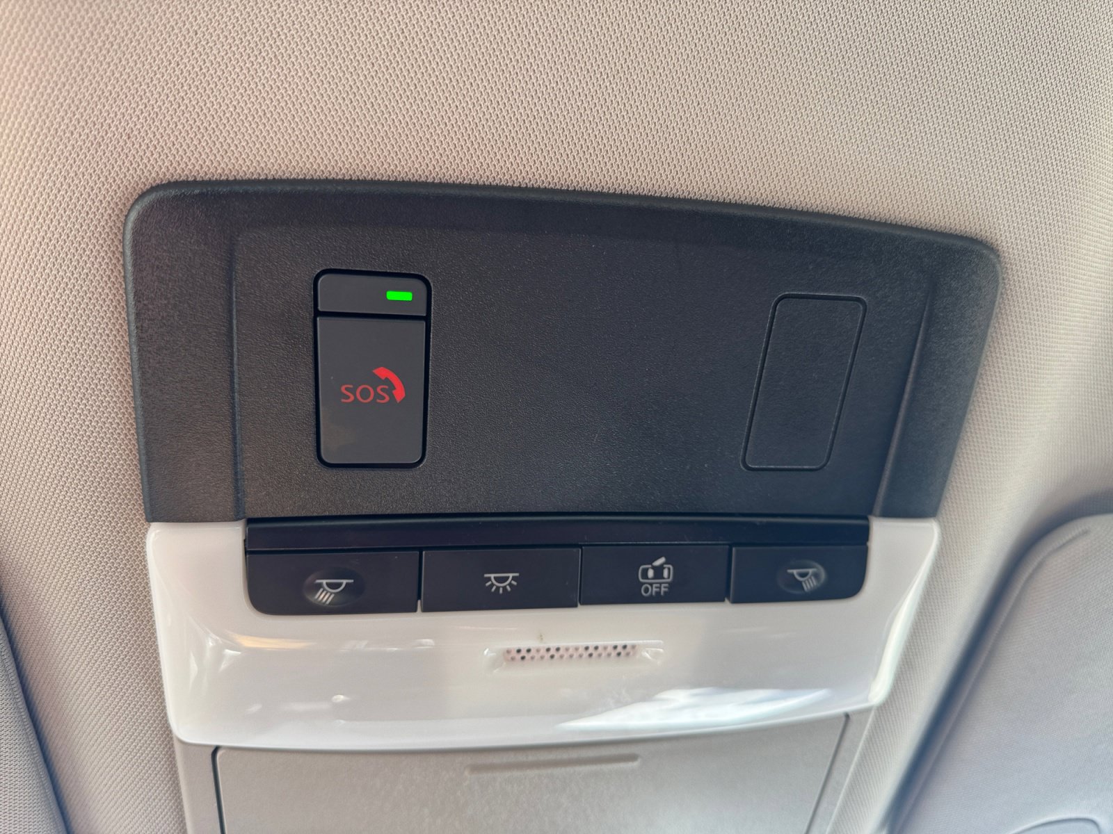 Used 2025 Nissan Altima 2.5 SV FWD image 27