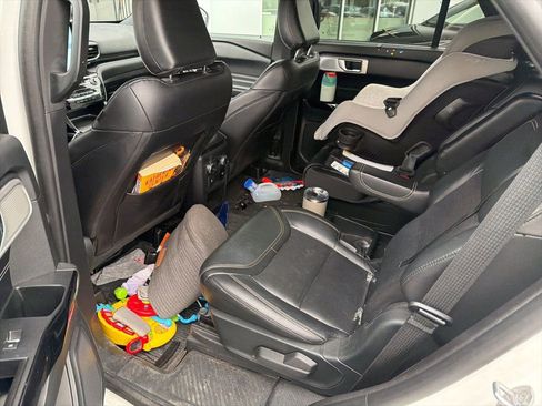 Used 2021 Ford Explorer ST w/ Equipment Group 401A image 11