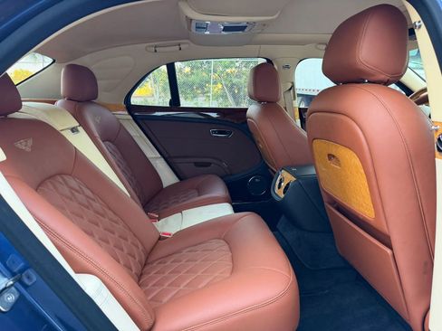 Used 2014 Bentley Mulsanne RWD image 27