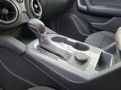 Used 2020 Chevrolet Blazer LT image 29