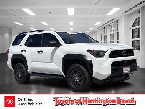 Certified 2025 Toyota 4Runner SR5 AWD/4WD image 1