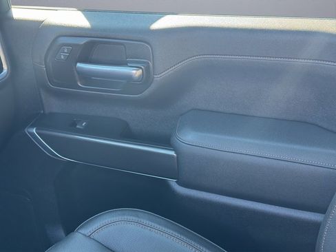 Used 2023 GMC Sierra 3500 AT4 w/ Gooseneck/5TH Wheel Package image 24