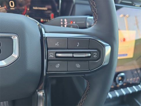 New 2026 GMC Terrain AT4 image 27