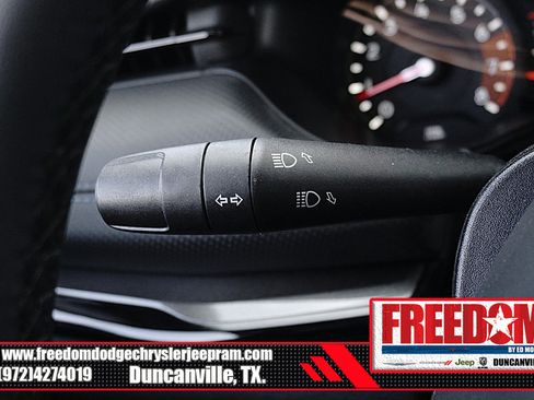 New 2026 Jeep Compass Latitude image 28