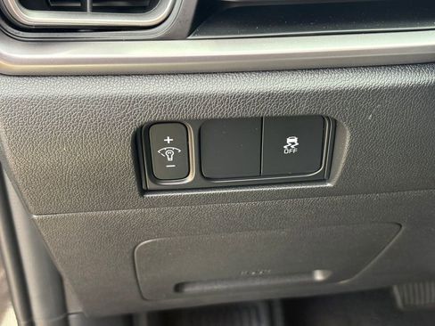 New 2026 Kia Sorento LX FWD image 21