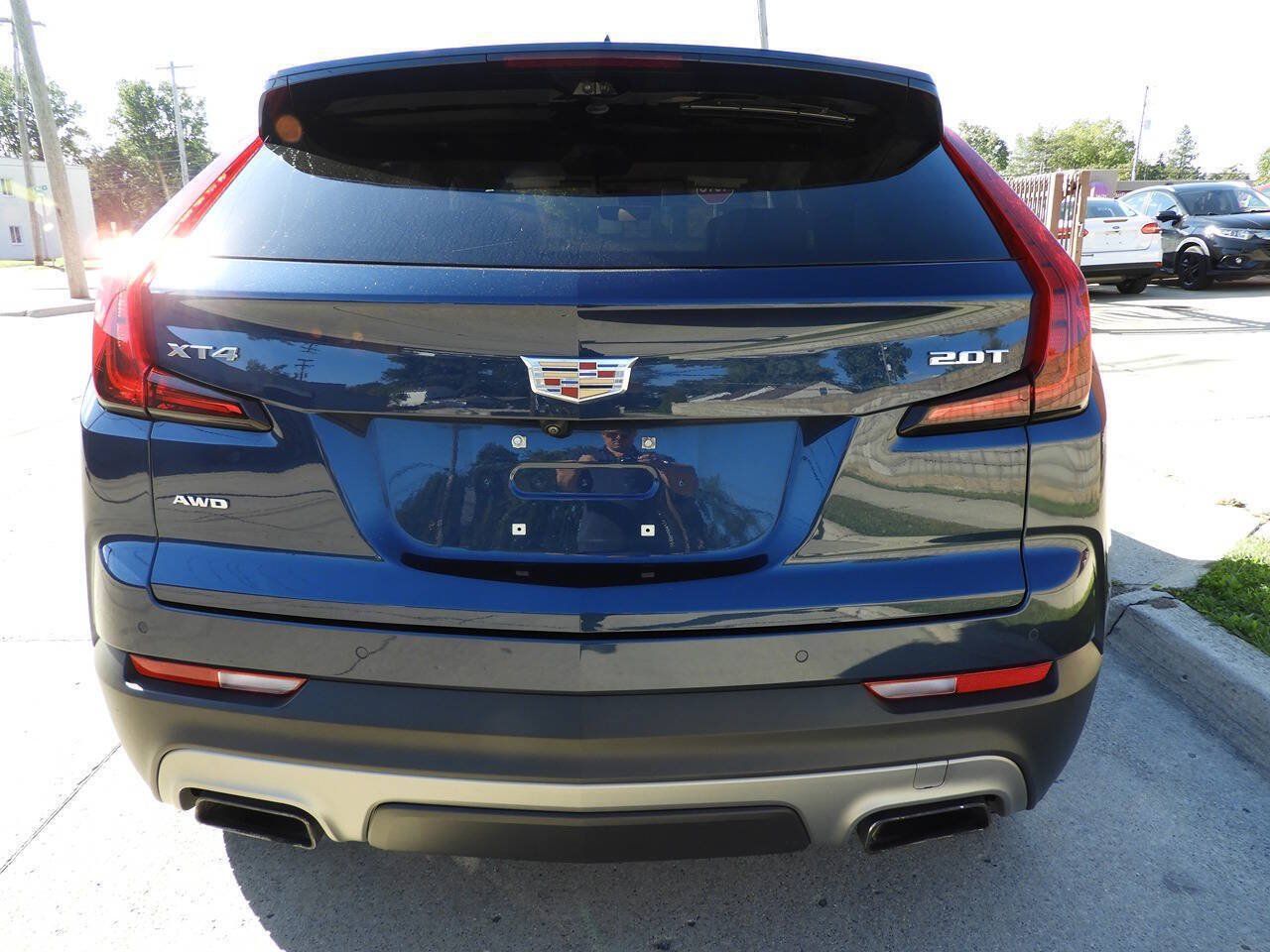 Used 2019 Cadillac XT4 Premium Luxury AWD/4WD image 7