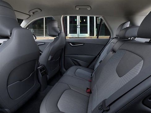 New 2026 Kia Niro EX FWD image 18