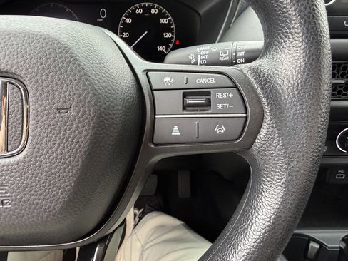 Used 2024 Honda HR-V LX image 18