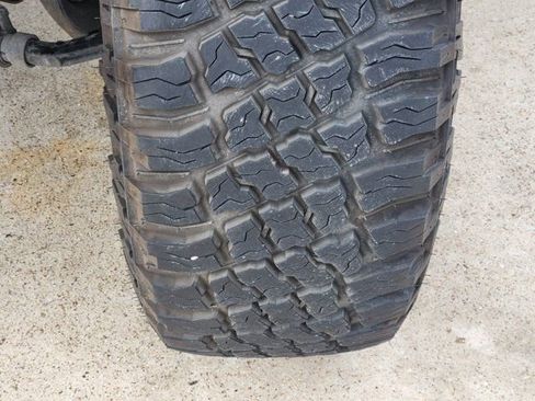 Used 2019 Jeep Wrangler Unlimited Sahara image 18