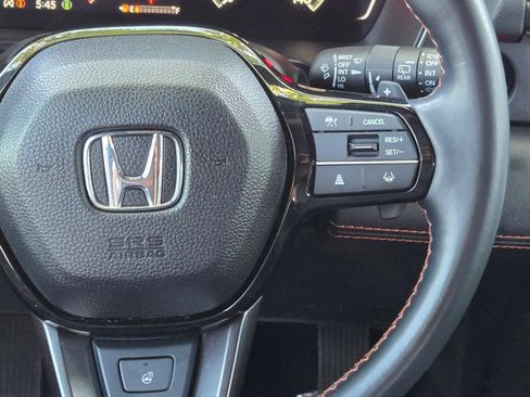 Used 2025 Honda Pilot TrailSport image 17