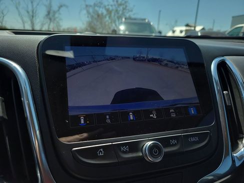 Used 2022 Chevrolet Equinox LT image 21