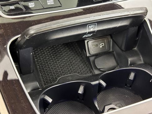 Used 2022 Mercedes-Benz E 53 AMG 4MATIC Sedan image 17