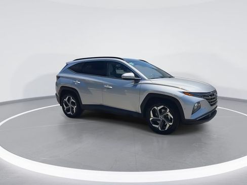 Certified 2024 Hyundai Tucson Limited FWD image 9
