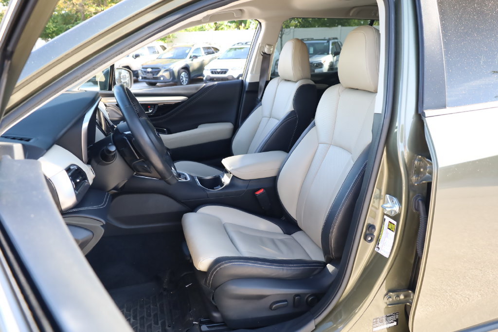 Used 2022 Subaru Outback Limited AWD/4WD image 8