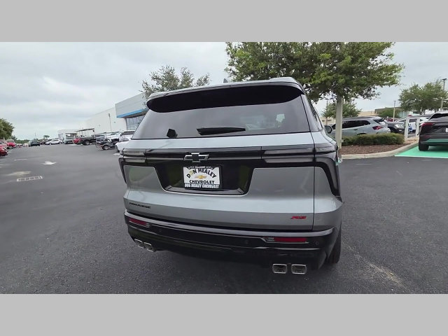 New 2026 Chevrolet Traverse RS w/ LPO, Floor Liner Package FWD image 21