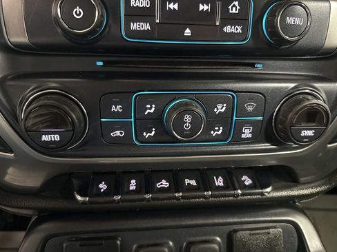 Used 2017 Chevrolet Silverado 2500 LTZ w/ Vortec Plus Package image 22