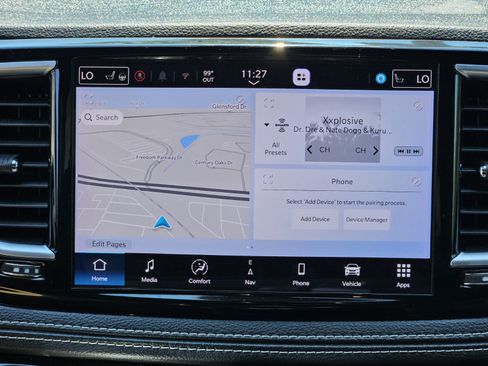 Used 2025 Chrysler Pacifica Limited FWD image 21