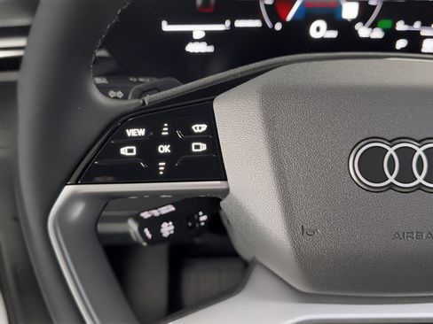 Certified 2025 Audi Q5 Premium Plus w/ Premium Plus image 21