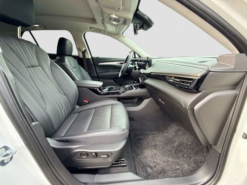 Used 2024 Buick Envision Avenir image 34