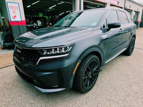 Used 2022 Kia Sorento EX w/ Panoramic Sunroof Package FWD image 1