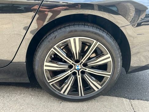 Used 2025 BMW 330i xDrive Sedan AWD/4WD image 38