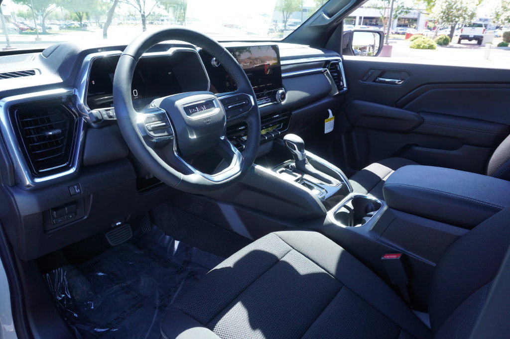 New 2026 GMC Canyon Elevation w/ Convenience Package RWD image 18