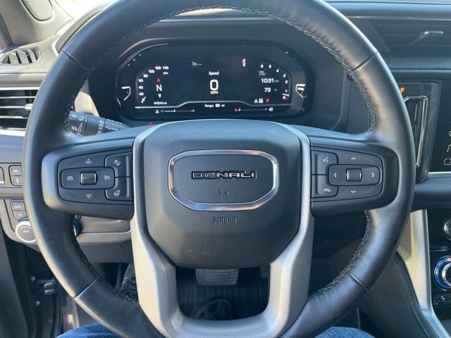 Used 2023 GMC Yukon Denali AWD/4WD image 24