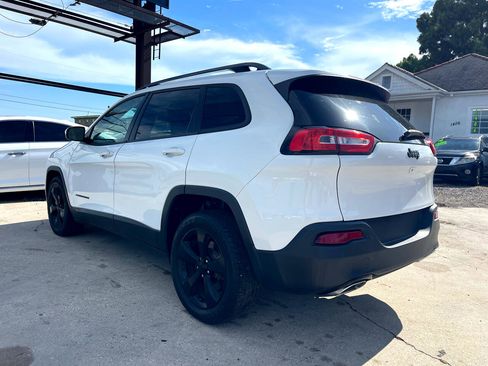 Used 2016 Jeep Cherokee Latitude image 7