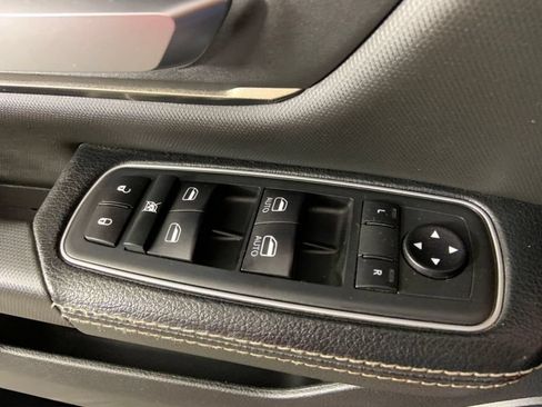 Used 2020 RAM 1500 Rebel AWD/4WD image 25