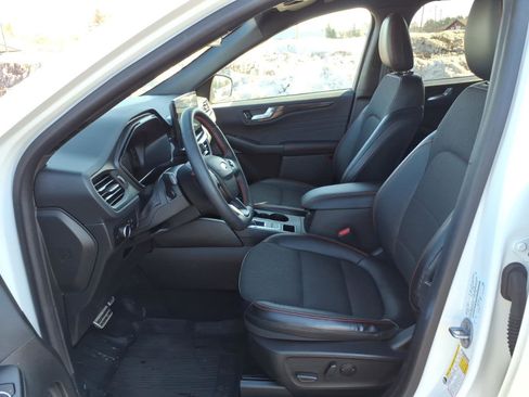 Used 2023 Ford Escape ST-Line w/ Tech Pack #1 image 13