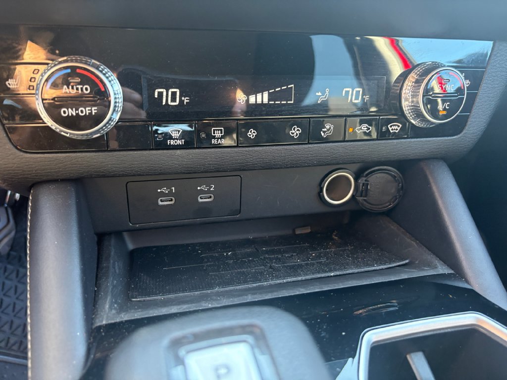 Used 2025 Mitsubishi Outlander ES AWD/4WD image 30