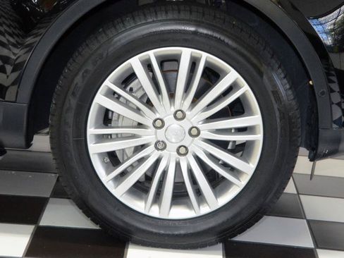 Used 2018 Land Rover Discovery HSE Luxury AWD/4WD image 16