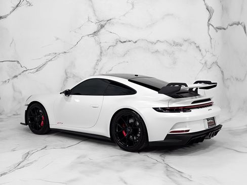 Used 2022 Porsche 911 GT3 image 8
