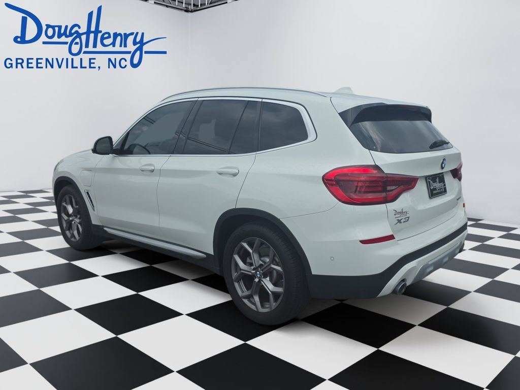 Used 2021 BMW X3 xDrive30e w/ Premium Package AWD/4WD image 3