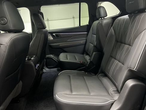 Certified 2025 Buick Enclave Avenir w/ Super Cruise Package FWD image 26