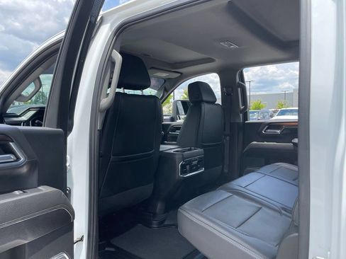 Used 2024 GMC Sierra 2500 Denali w/ Denali Reserve Package AWD/4WD image 42