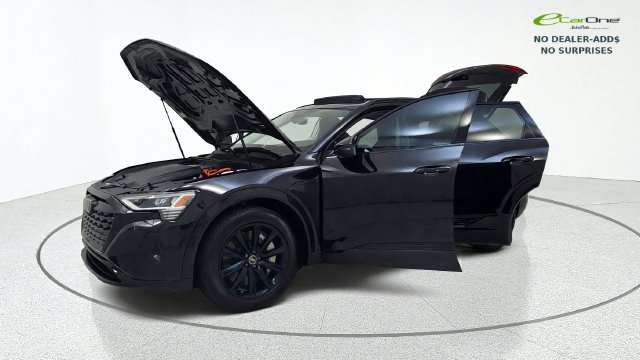 Used 2024 Audi Q8 e-tron Premium AWD/4WD image 13