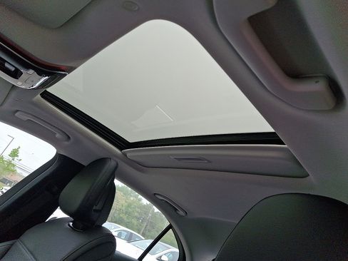 Certified 2025 Mercedes-Benz C 300 image 9