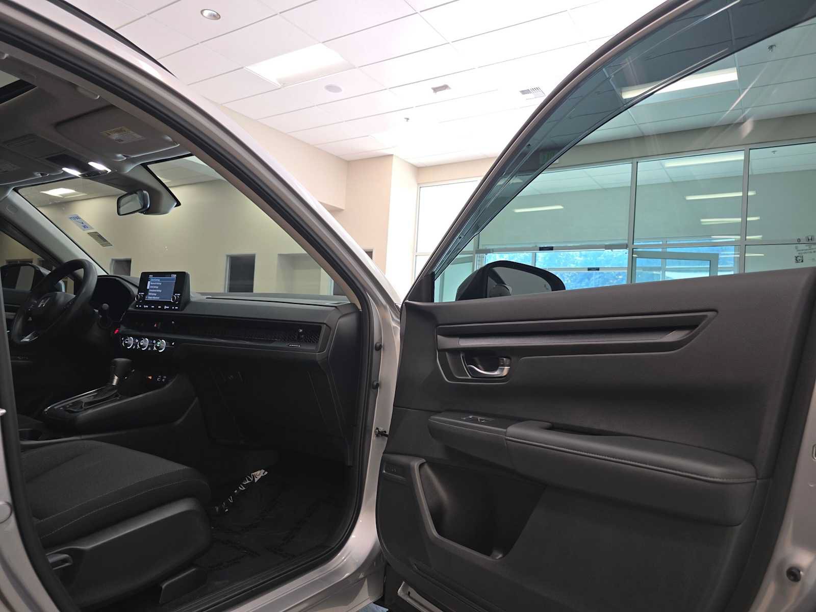 Used 2024 Honda CR-V EX image 30