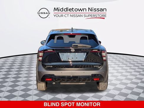 Certified 2025 Nissan Kicks SV AWD/4WD image 5
