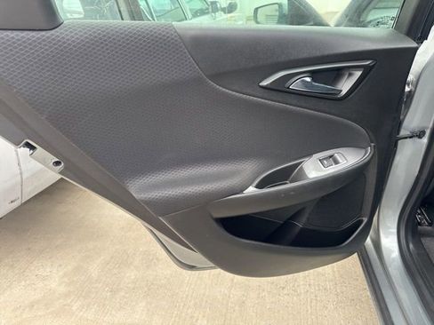 Used 2024 Chevrolet Malibu LT image 10