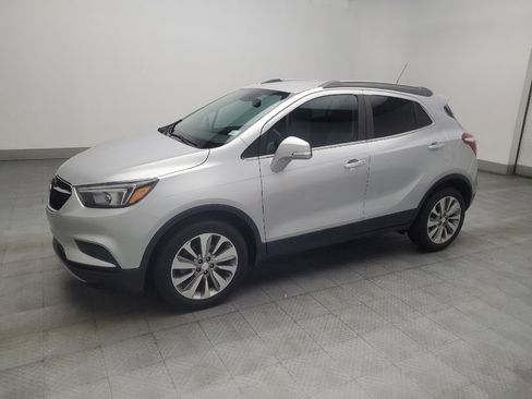 Used 2019 Buick Encore Preferred FWD image 2