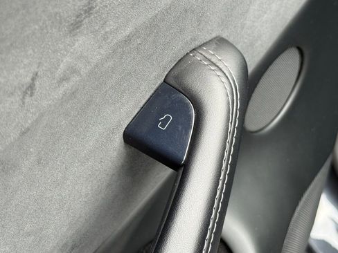 Used 2025 Tesla Model 3 Long Range image 18