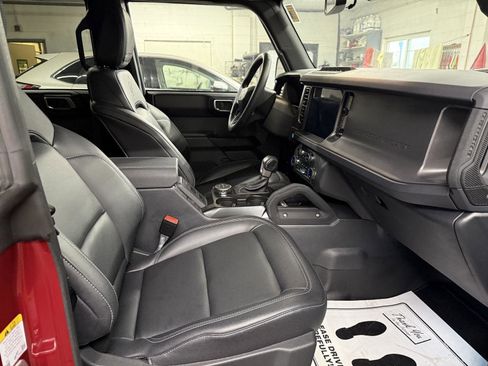 New 2025 Ford Bronco Badlands image 31