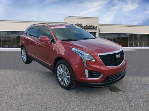 Used 2023 Cadillac XT5 Sportv w/ Platinum Package AWD/4WD image 2