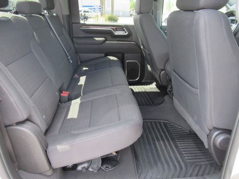 Used 2024 Chevrolet Silverado 3500 LT w/ Convenience Package AWD/4WD image 32