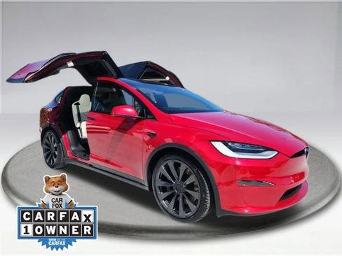 Used 2022 Tesla Model X image 2